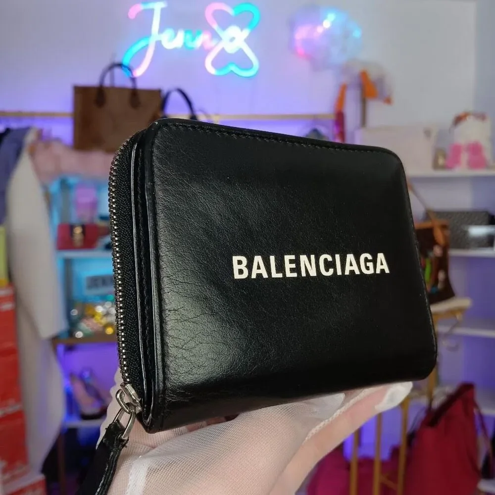 Balenciaga Black White Logo Leather Compact Wallet Women’s Men’s